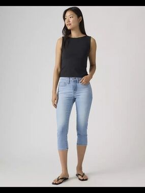Levi's 311 Supersoft Stellar Stretch Shaping Skinny Capris, Size 30